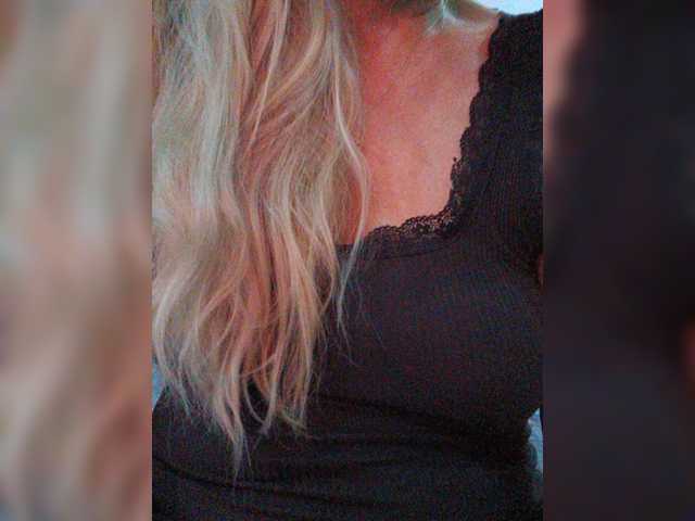 Tata42 live cam on BongaCams
