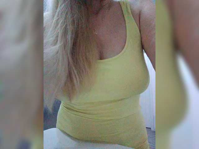 Tata42 live cam on BongaCams