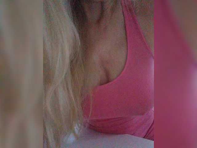 Tata42 live cam on BongaCams