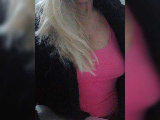 Tata42 live cam on BongaCams