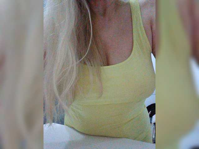 Tata42 live cam on BongaCams