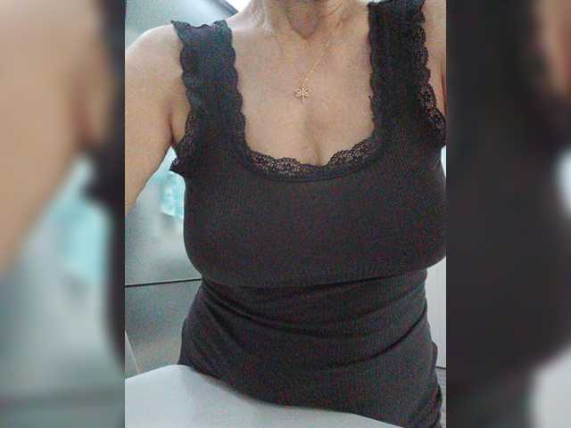 Tata42 live cam on BongaCams