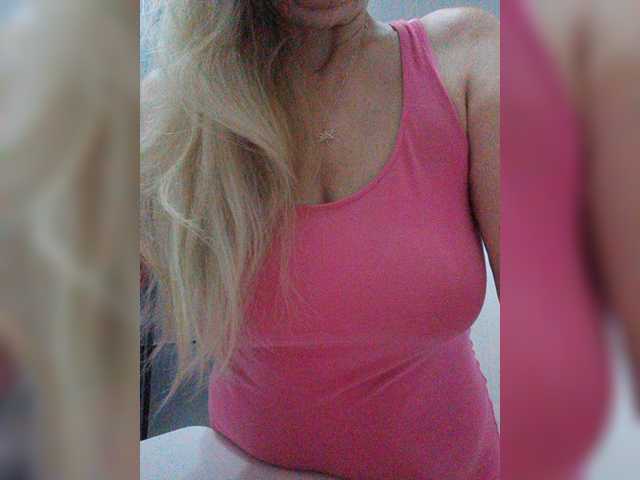 Tata42 live cam on BongaCams