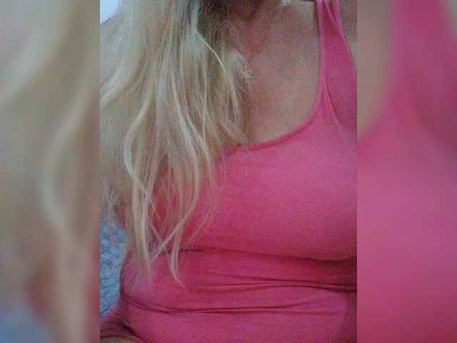 Tata42 live cam on BongaCams