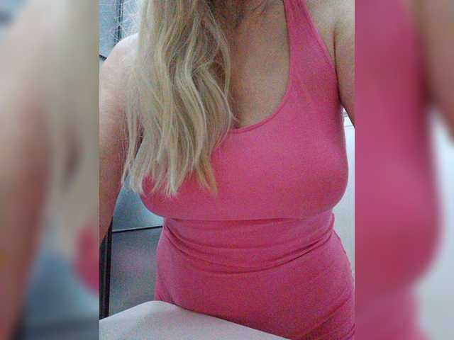 le modèle Tata42 est en webcam porno dans un show sur le site bongacams, il possède les tags suivants: White/Caucasian,Blonde,Shaved
