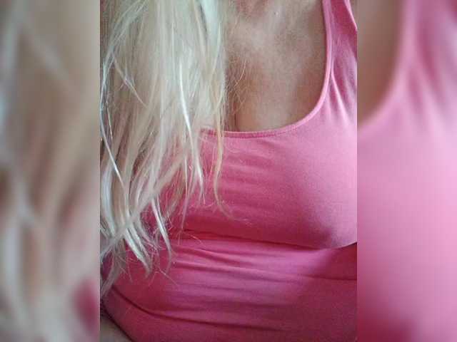Tata42 live cam on BongaCams