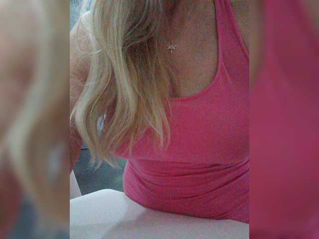 Tata42 live cam on BongaCams