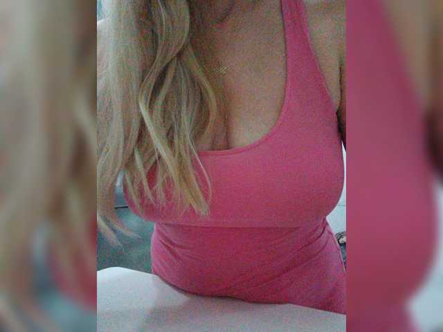 Tata42 live cam on BongaCams