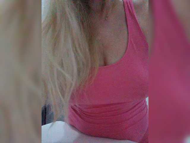 Tata42 live cam on BongaCams