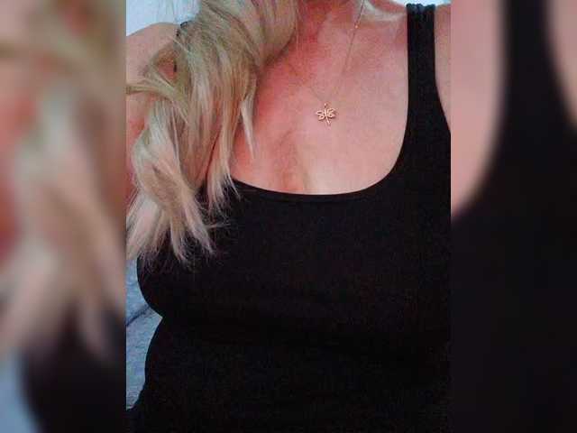 Tata42 live webcam show