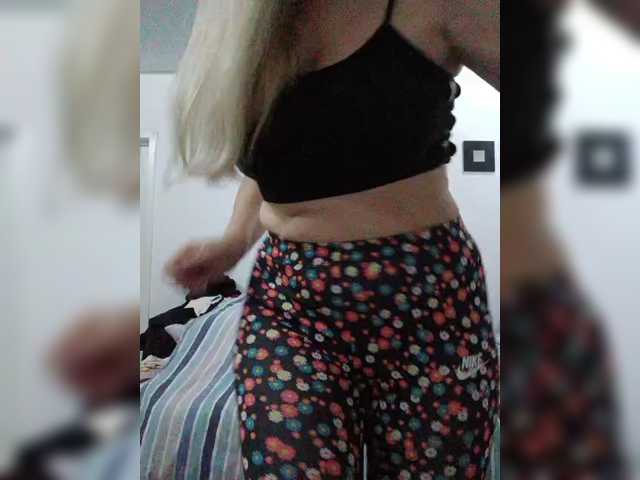 Tata42 live cam on BongaCams