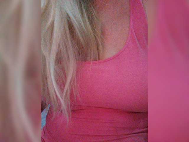 Tata42 live cam on BongaCams