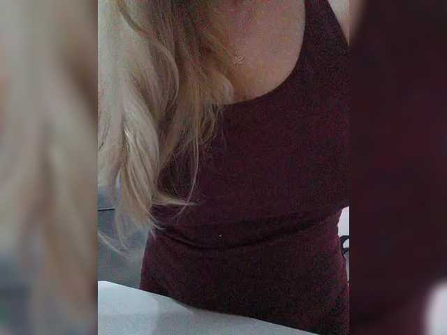 Tata42 live webcam show
