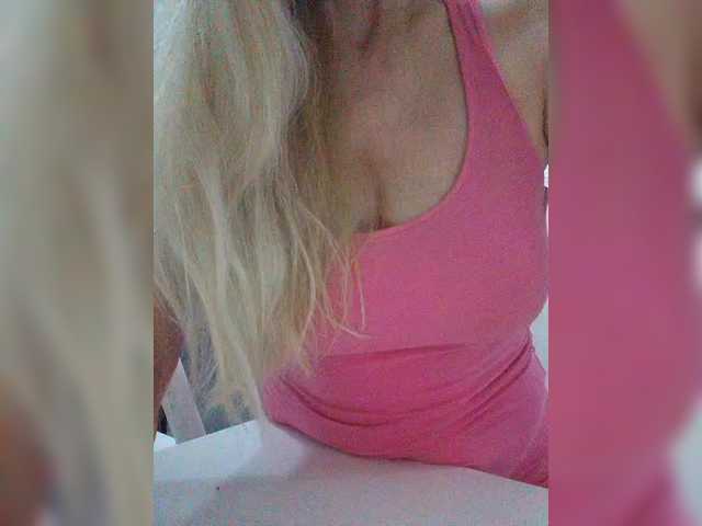 Tata42 live cam on BongaCams