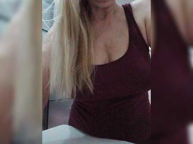 Tata42 live cam on BongaCams