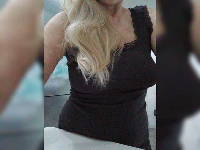 Tata42 live webcam show