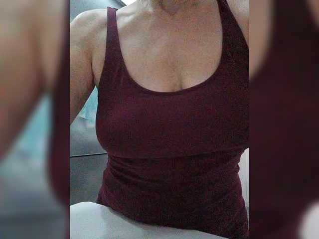 Tata42 live cam on BongaCams