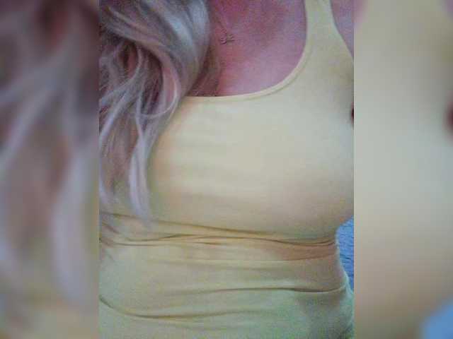 Tata42 live webcam show