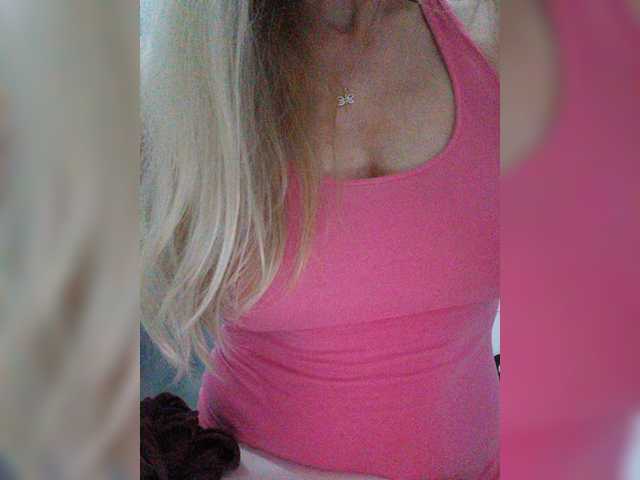 Tata42 live cam on BongaCams