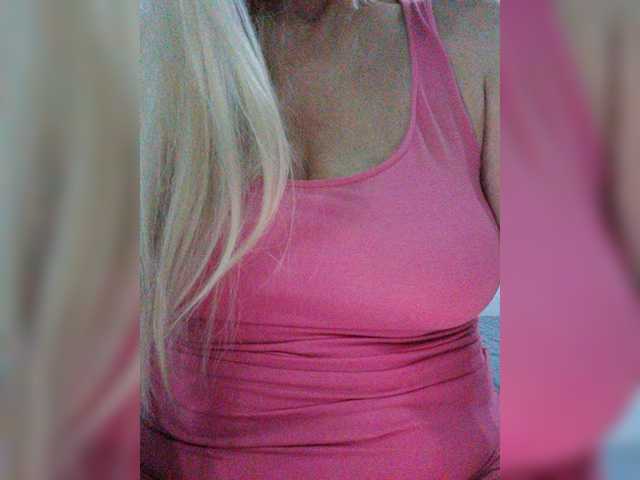 Tata42 live cam on BongaCams