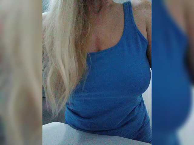 Tata42 live cam on BongaCams