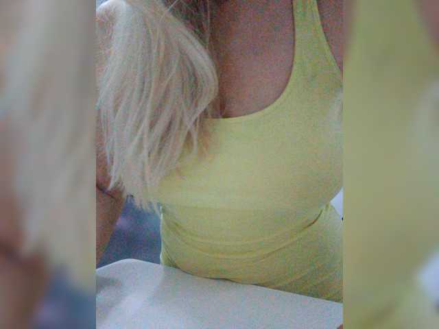Tata42 live cam on BongaCams