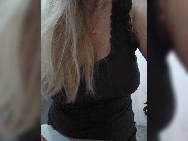 Tata42 live webcam show