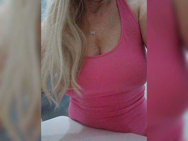 Tata42 live cam on BongaCams