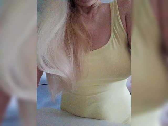Tata42 live cam on BongaCams