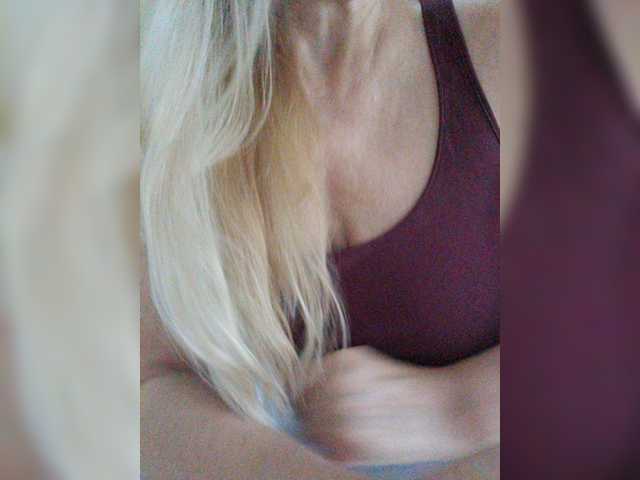 Tata42 live cam on BongaCams