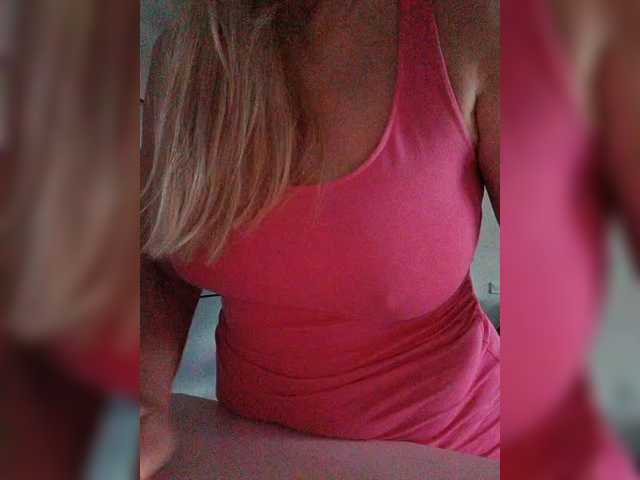 Tata42 live cam on BongaCams