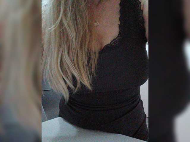 Tata42 live cam on BongaCams