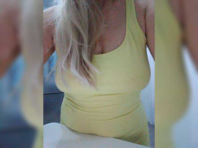 Tata42 live webcam show
