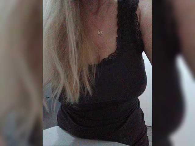 Tata42 live webcam show