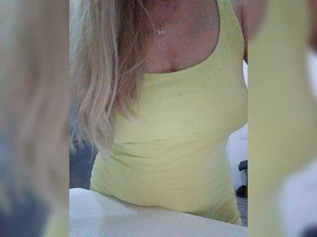 Tata42 live cam on BongaCams