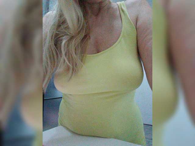 Tata42 live cam on BongaCams