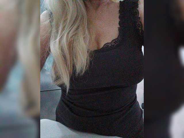 Tata42 live webcam show