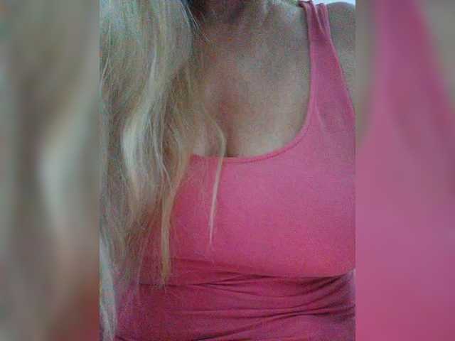 Tata42 live cam on BongaCams
