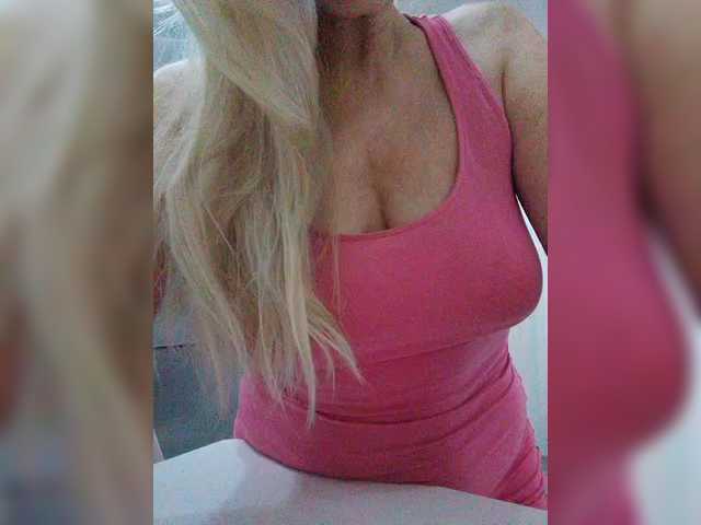 Tata42 live cam on BongaCams