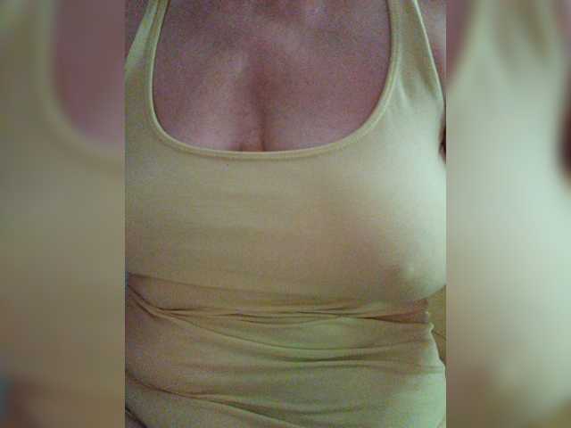 Tata42 live cam on BongaCams