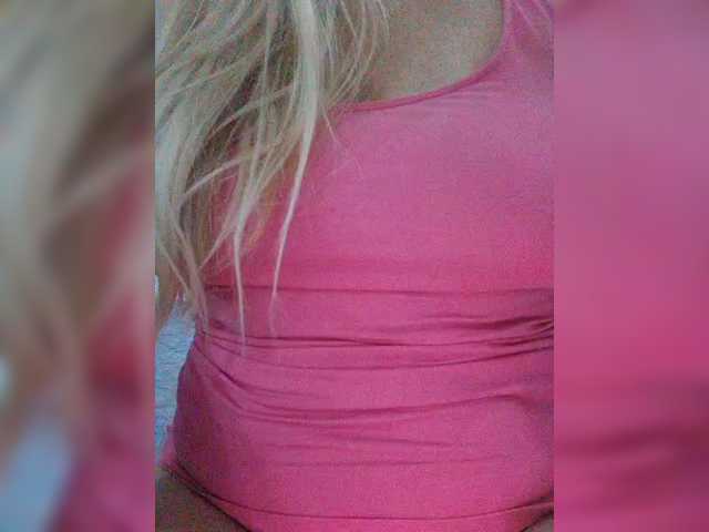 Tata42 live cam on BongaCams