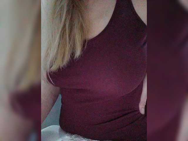 Tata42's BongaCams show and profile