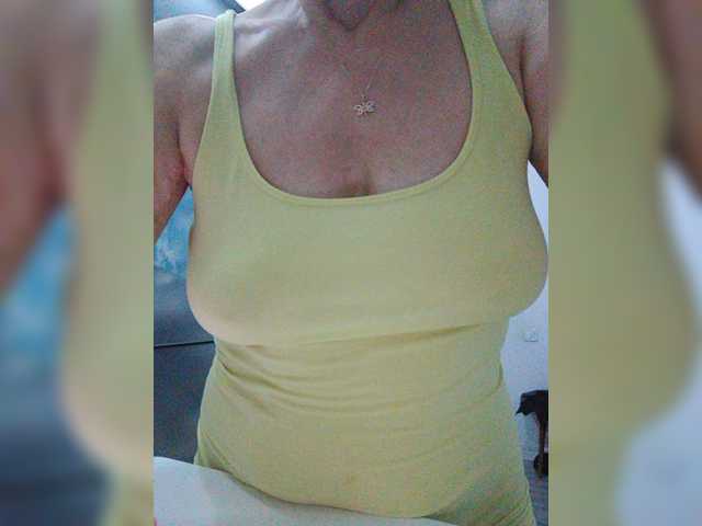 Tata42 live cam on BongaCams