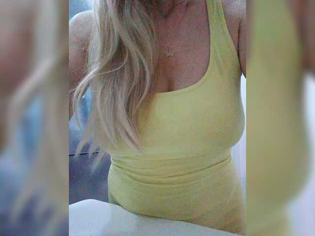 Tata42 live webcam show
