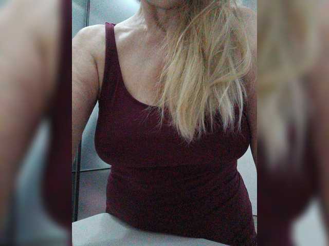 Tata42 live cam on BongaCams
