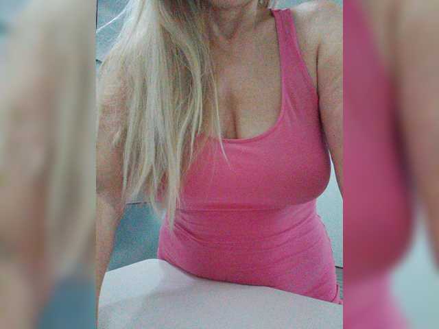 Tata42 live cam on BongaCams