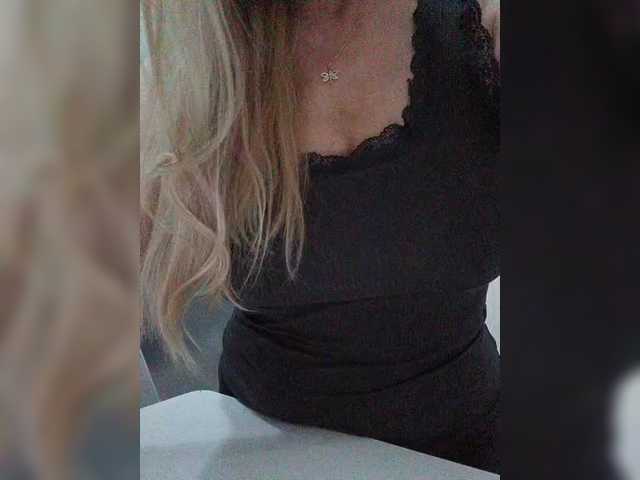 Tata42 live webcam show