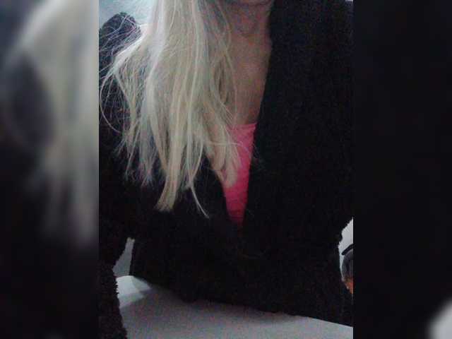 Tata42 live cam on BongaCams