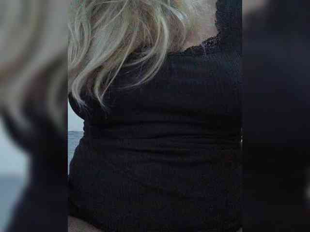Tata42 live female cam on bongacams