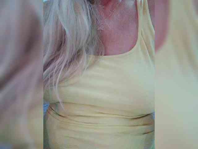 Tata42 Live Webcam on BongaCams